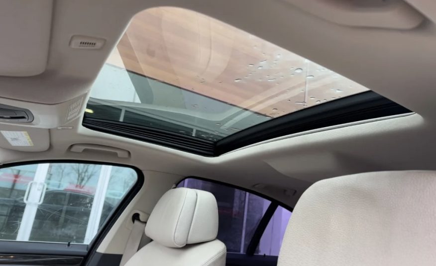 2013 BMW 528i