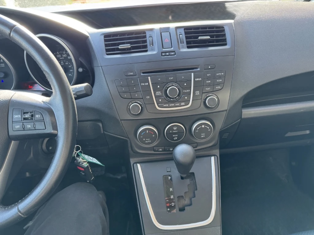 2015 Mazda 5 GS