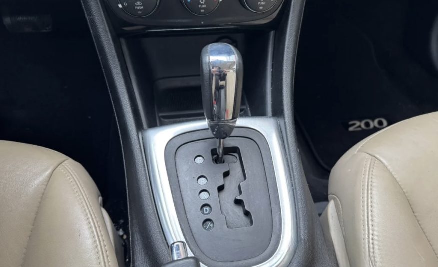 2012 Chrysler 200 Limited