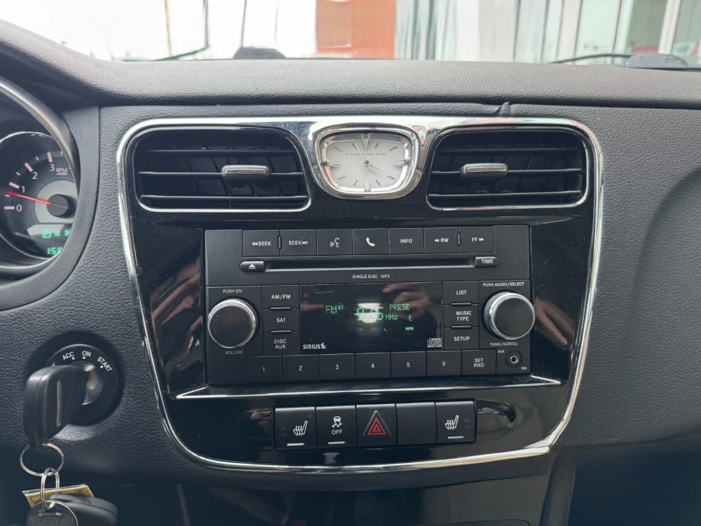2012 Chrysler 200 Limited