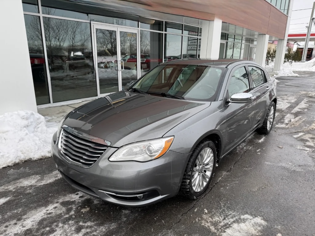 2012 Chrysler 200 Limited