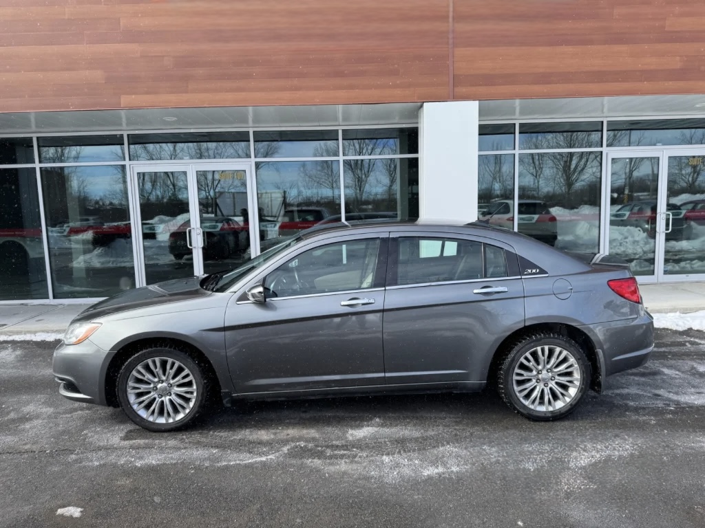 2012 Chrysler 200 Limited