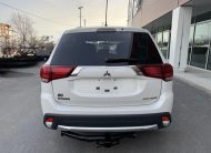 2016 Mitsubishi Outlander ES