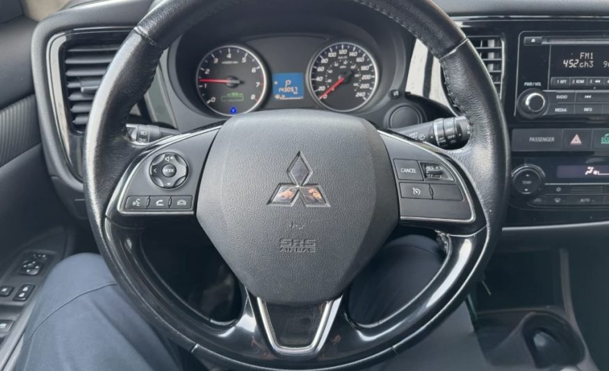 2016 Mitsubishi Outlander ES