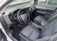 2016 Mitsubishi Outlander ES