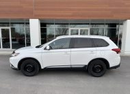 2016 Mitsubishi Outlander ES